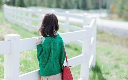 输卵管粘连做治疗手术还是选择三代试管好？